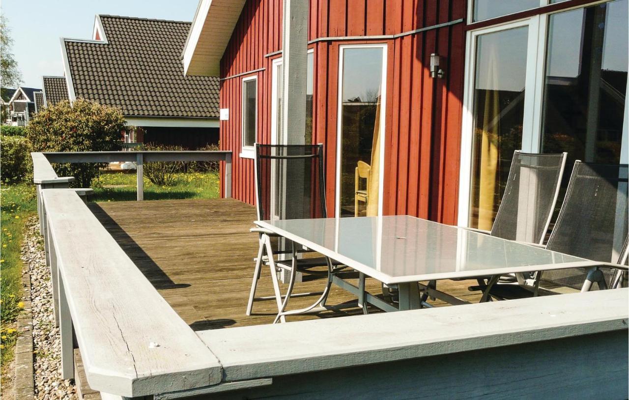 Cozy Home In Rechlin With Wifi Exterior photo