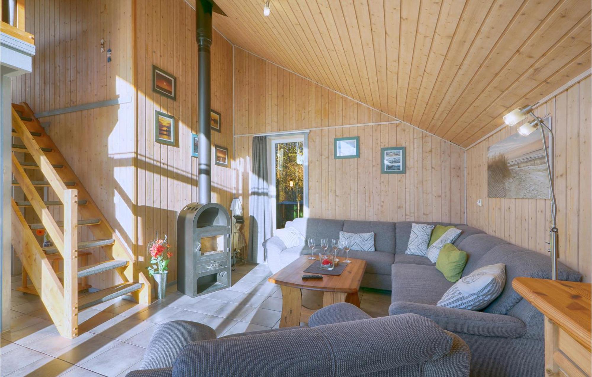 Cozy Home In Rechlin With Wifi Exterior photo